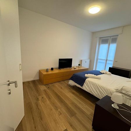 15Min Metro Duomo - Rho Fiera - Skyscraper Kitchen Apartment Милано Екстериор снимка