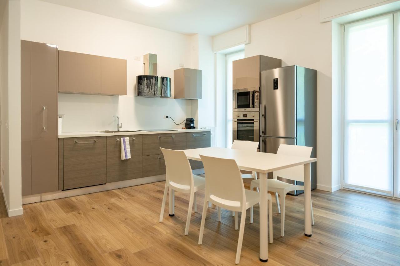 15Min Metro Duomo - Rho Fiera - Skyscraper Kitchen Apartment Милано Екстериор снимка
